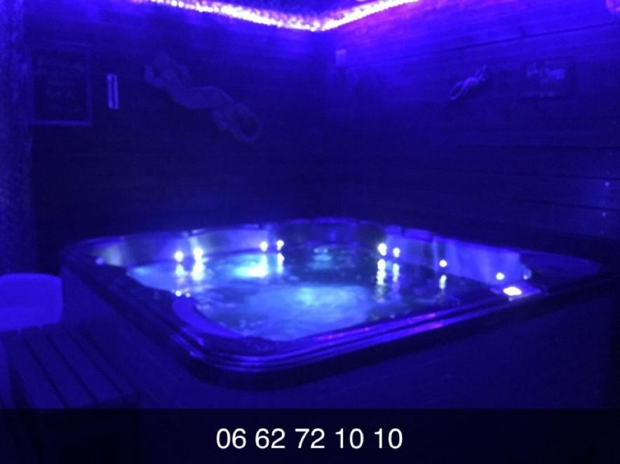 Séjour avec SPA **** sous le soleil ou sous les étoiles Vauvert Exterior foto